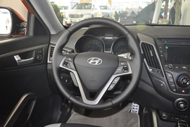 2012款现代飞思Veloster 1.6T自动豪华版