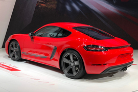 保时捷718 Cayman T