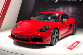 保时捷718 Cayman T