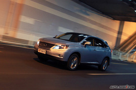 2009款雷克萨斯RX450h试驾