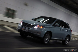 2009款雷克萨斯RX450h试驾
