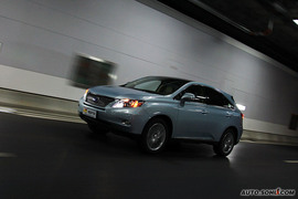 2009款雷克萨斯RX450h试驾