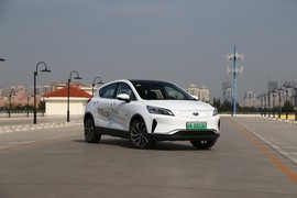 2018款 吉利帝豪GSe 尊尚型