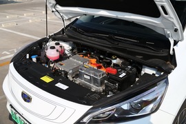 2018款 吉利帝豪GSe 尊尚型