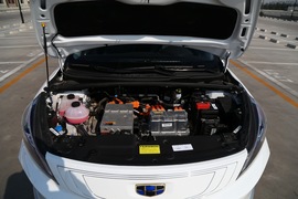 2018款 吉利帝豪GSe 尊尚型