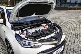 2019款 广汽丰田雷凌双擎E+ 1.8PH V CVT豪华版