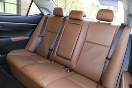 2019款 广汽丰田雷凌双擎E+ 1.8PH V CVT豪华版