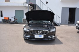 2020款沃尔沃S90 T5 智雅豪华版