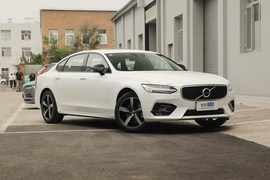 2020款沃尔沃S90 T5 智逸运动版