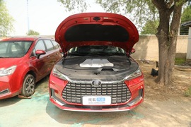 2019款比亚迪唐 EV600D 四驱 智联创世版 7座