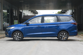 2019款宝骏360 1.5L AMT 豪华型 国Ⅵ
