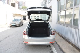 2019款斯柯达速派 TSI280 DSG舒适版