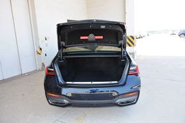 2019款宝马740Li 领先型 M运动套装