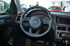 2013款奥迪Q5 2.0TFSI技术型