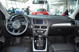 2013款奥迪Q5 2.0TFSI技术型
