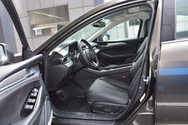 2020款马自达阿特兹2.0L 蓝天尊贵版