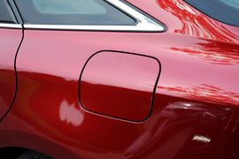 2019款丰田亚洲龙双擎 2.5L Limited旗舰版 国V
