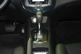 2011款日产骐达1.6L CVT智能版