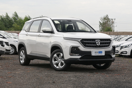 2019款宝骏530 1.5T 手动精英型 国Ⅵ
