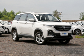 2019款宝骏530 1.5T 手动豪华型 国Ⅵ