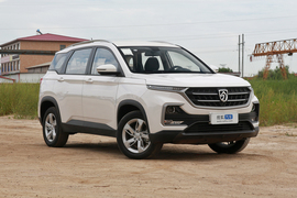 2019款宝骏530 1.5T 手动舒适型 国Ⅵ