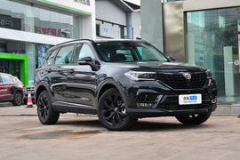 2019款中华V7 运动款 300T 自动豪华型