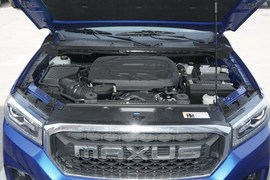2019款上汽MAXUS T70 2.0T柴油手动四驱舒享型大双排高底盘
