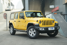 2019款Jeep牧马人 2.0T Sahara 四门版