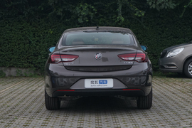 正后