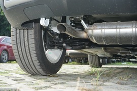 2020款中华V3 1.6L 手动舒适星空版 