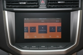 2019款上汽MAXUS T70 2.0T 柴油自动两驱舒享型小双排高底盘
