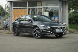 2019款现代菲斯塔 280TGDi 智尊版 国VI