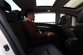 后排空间