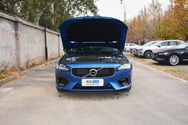 2020款沃尔沃S90 T5 智远运动版