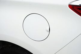 2019款比亚迪宋MAX 1.5TI DCT 智联睿逸天窗型 国V