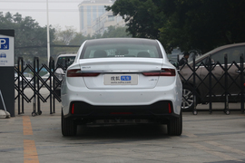正后