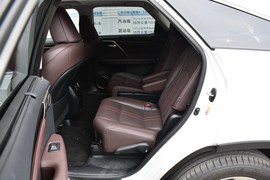 后排座椅