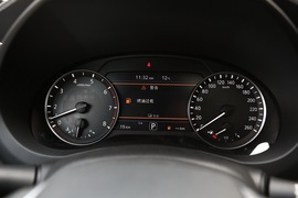 仪表板