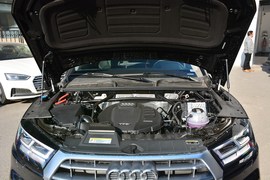 2020款奥迪Q5L 45TFSI 尊享运动型
