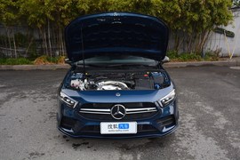 2019款奔驰A级 AMG A 35 L 4MATIC 先型特别版