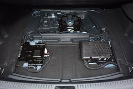 2019款奔驰A级 AMG A 35 L 4MATIC 先型特别版