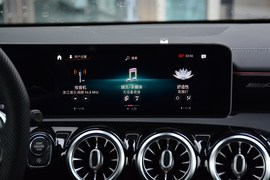 2019款奔驰A级 AMG A 35 L 4MATIC 先型特别版