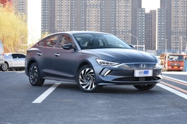2020款现代菲斯塔纯电动 DLX 悦享版