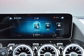 2020款奔驰B200 动感型