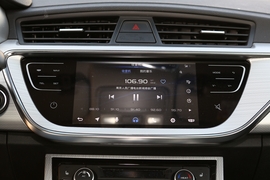 2019款吉利帝豪GSe 改款 500 尊尚型