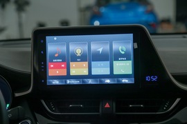 2020款丰田C-HR EV 白