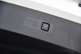 2020款林肯冒险家 2.0T 四驱尊雅版