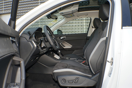 2020款奥迪Q3 35TFSI 时尚动感型