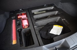 2020款雷克萨斯UX300e 纯·享版