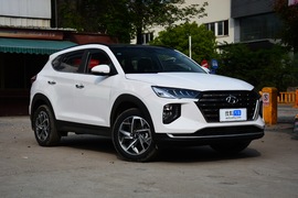2020款现代途胜 280TGDi 双离合两驱时尚版 国VI
